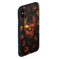 Чехол для iPhone XS Max матовый Огненные черепа Carbon - фото 2