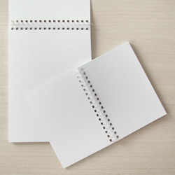 Блокнот с принтом Геншин Импакт, персонажи для любого человека, вид спереди №3. Цвет основы: белый