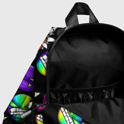 Рюкзак с принтом Geometry Dash Demons для ребенка, вид на модели спереди №4. Цвет основы: белый