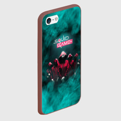 Чехол для iPhone 5/5S матовый Стража в масках игра в кальмара - фото 2