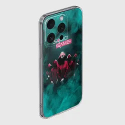 Чехол для iPhone 15 Pro силиконовый с защитой камеры Стража в масках игра в кальмара - фото 2