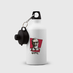 Бутылка с принтом McGregor kfc для ребенка, вид на модели спереди №2. Цвет основы: белый