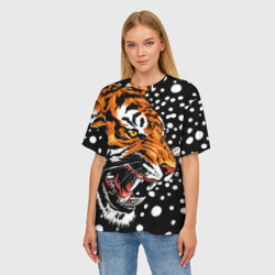 Женская футболка oversize 3D Амурский тигр и снегопад - фото 2