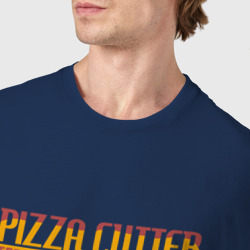 Футболка с принтом Pizza Cutter Terror для мужчины, вид на модели спереди №4. Цвет основы: темно-синий