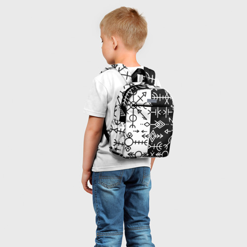 Детский рюкзак 3D с принтом ДРЕВНИЕ СЛАВЯНСКИЕ РУНЫ, фото на моделе #1