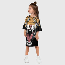 Платье с принтом Оскал амурского тигра для ребенка, вид на модели спереди №2. Цвет основы: белый