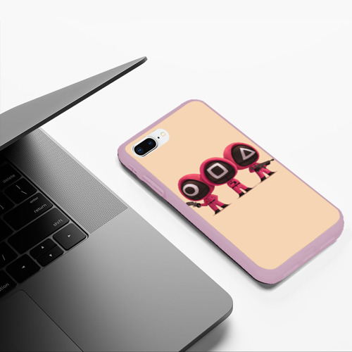 Чехол для iPhone 7Plus/8 Plus матовый игра в кальмар люди в масках, цвет розовый - фото 5