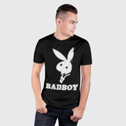 Футболка с принтом Bad boy кролик нефор для мужчины, вид на модели спереди №2. Цвет основы: белый