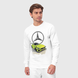 Костюм с принтом Mercedes V8 Biturbo racing для мужчины, вид на модели спереди №3. Цвет основы: белый