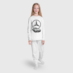 Пижама с принтом Mercedes - команда победителей! для мужчины, вид на модели спереди №3. Цвет основы: белый