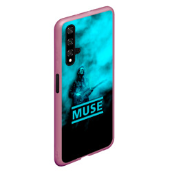 Чехол для Honor 20 Мэттью Беллами бирюзовый туман Muse - фото 2