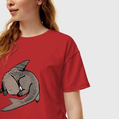 Женская футболка хлопок Oversize с принтом Спящая акула, фото на моделе #1