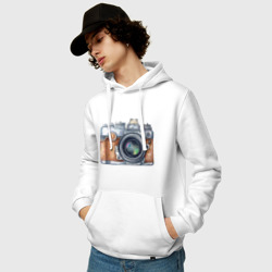 Толстовка с принтом Ретро фотокамера для мужчины, вид на модели спереди №2. Цвет основы: белый