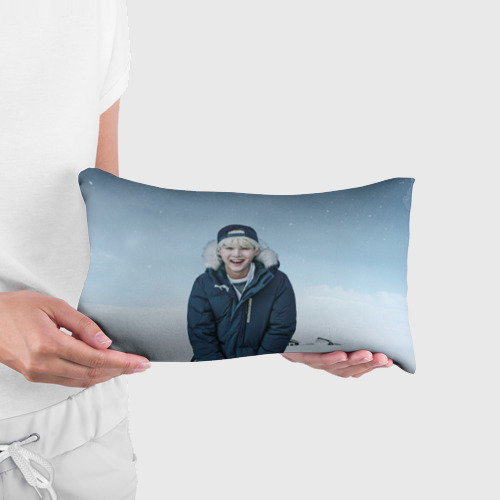 Подушка 3D антистресс Min Yoongi BTS winter - фото 3