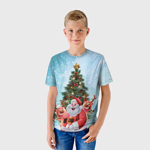 Детская футболка 3D с принтом Санта и олени, фото на моделе #1