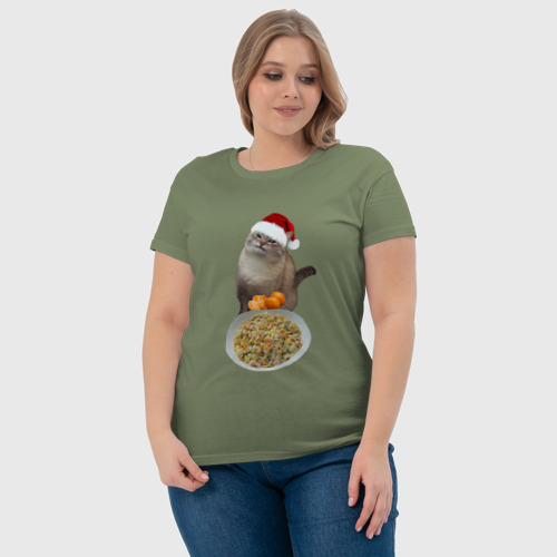 Женская футболка хлопок Новогодний кот и оливье, цвет авокадо - фото 6