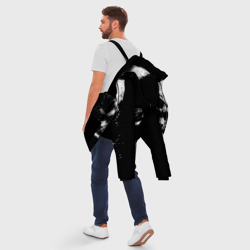 Куртка с принтом Skull's glitch для мужчины, вид на модели сзади №3. Цвет основы: черный