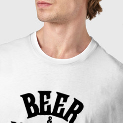 Футболка с принтом Beer & Rock'n'Roll для мужчины, вид на модели спереди №4. Цвет основы: белый