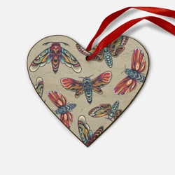 Деревянная игрушка Сердце Мотыльки-черепа