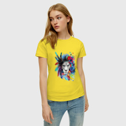 Женская футболка хлопок Лев в цветах и перьях - фото 2