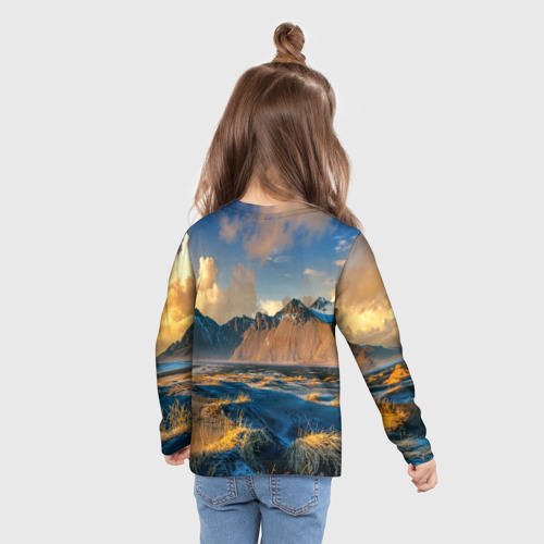 Детский лонгслив 3D с принтом Красивый горный пейзаж, вид сзади #2