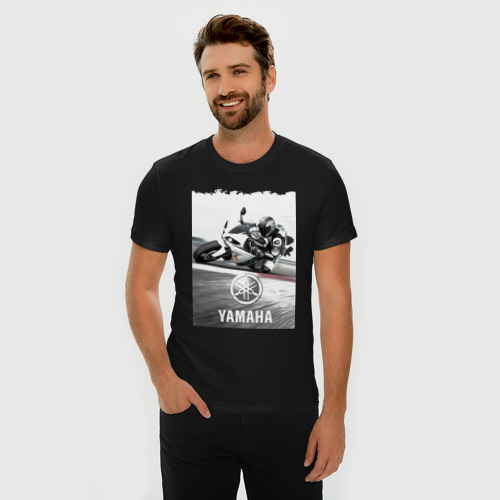 Мужская футболка хлопок Slim Yamaha на вираже, цвет черный - фото 3