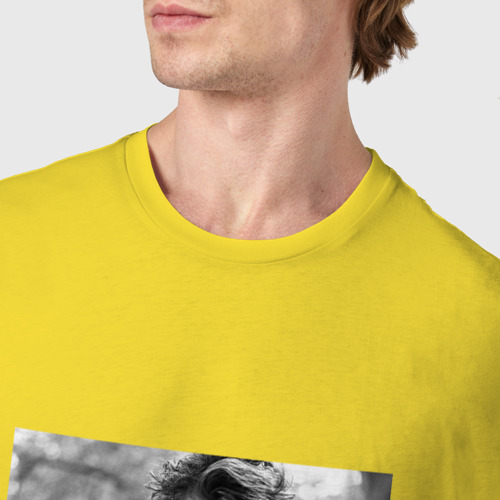 Мужская футболка хлопок Черно-белое фото Шаламе с автографом, цвет желтый - фото 6