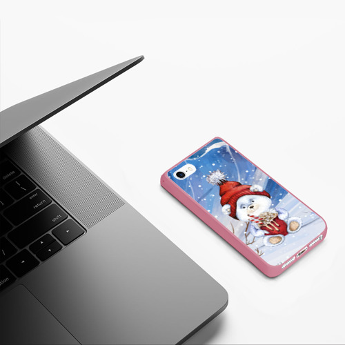 Чехол для iPhone 5/5S матовый Медвежонок   новогодний, цвет малиновый - фото 5