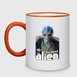 Кружка двухцветная Resident alien