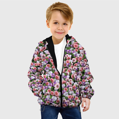 Детская куртка 3D Чудесные фиалки, цвет черный - фото 3