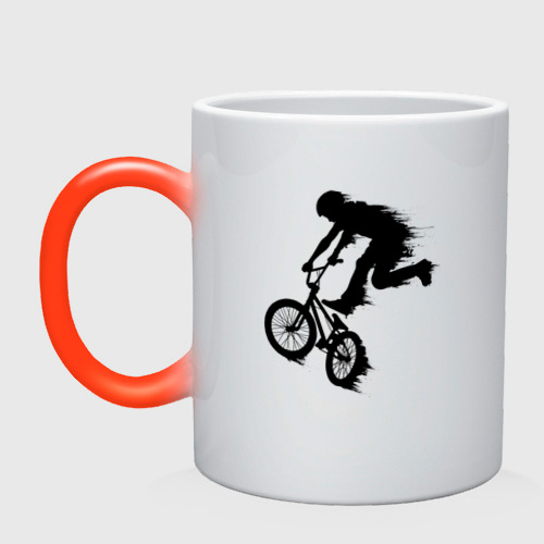 Кружка хамелеон с принтом Велоспорт BMX Racing. велосипедист, вид спереди №1