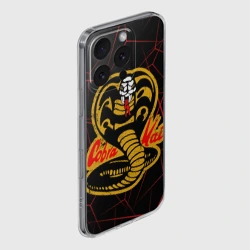 Чехол для iPhone 16 Pro Max силиконовый с защитой камеры Кобра кай и красный узор - фото 2