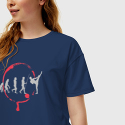 Женская футболка хлопок Oversize Эволюция в бойца - фото 2