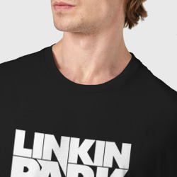 Футболка с принтом Linkin Park, Линкин Парк, Рок кот для мужчины, вид на модели спереди №4. Цвет основы: черный