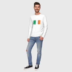 Лонгслив с принтом Для графики: флаг Ирландии для мужчины, вид на модели спереди №3. Цвет основы: белый