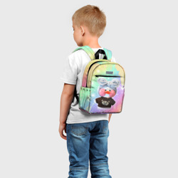 Рюкзак с принтом Уточка Лалафанфан Радуга для ребенка, вид на модели спереди №2. Цвет основы: белый