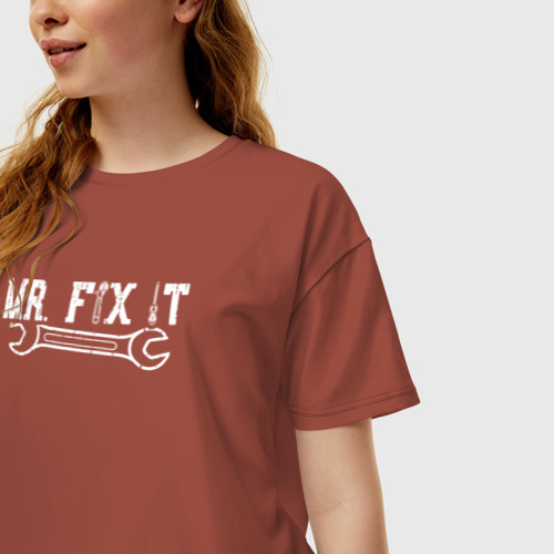 Женская футболка хлопок Oversize Mr. Fix IT, цвет кирпичный - фото 3