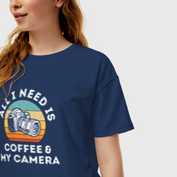 Женская футболка хлопок Oversize Все что мне нужно, это кофе и моя камера - фото 2