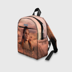 Рюкзак с принтом Aloy horizon forbidden zero dawn для ребенка, вид на модели спереди №3. Цвет основы: белый