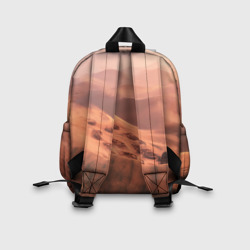 Рюкзак с принтом Aloy horizon forbidden zero dawn для ребенка, вид на модели сзади №2. Цвет основы: белый