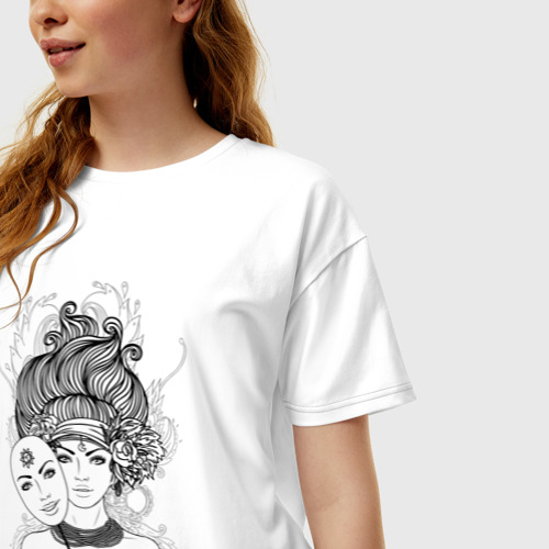 Женская футболка хлопок Oversize с принтом Девушка с маской Близнецы, фото на моделе #1