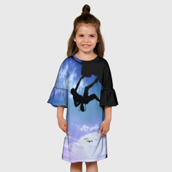Детское платье 3D скалолаз на фоне синего неба - фото 2