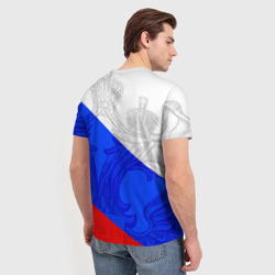 Футболка с принтом Российский герб триколор для мужчины, вид на модели сзади №2. Цвет основы: белый