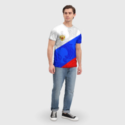 Футболка с принтом Российский герб триколор для мужчины, вид на модели спереди №3. Цвет основы: белый