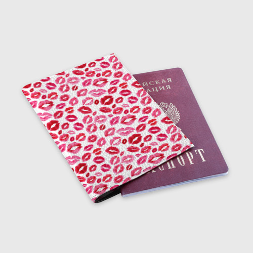 Обложка для паспорта матовая кожа Поцелуи Губы, цвет черный - фото 3