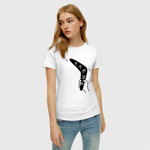 Женская футболка хлопок с принтом Karma - boomerang, фото на моделе #1