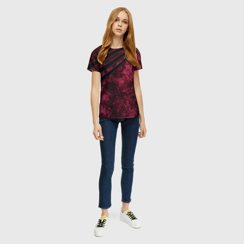 Женская футболка 3D с принтом Мраморный бордовый текстурированный узор, вид сбоку #3
