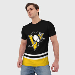 Футболка с принтом Pittsburgh Penguins Питтсбург Пингвинз для женщины, вид на модели спереди №2. Цвет основы: белый