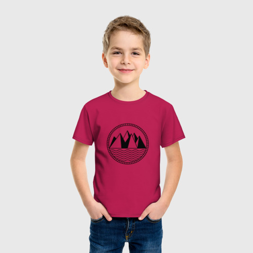 Детская футболка хлопок с принтом Горы и море, фото на моделе #1