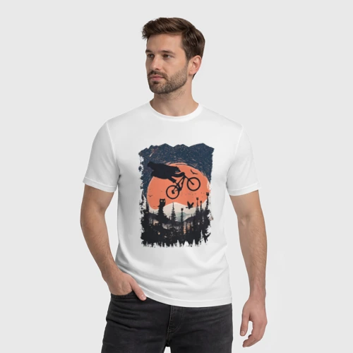 Мужская футболка хлопок с принтом Лунный Медведь Райдер, фото на моделе #1